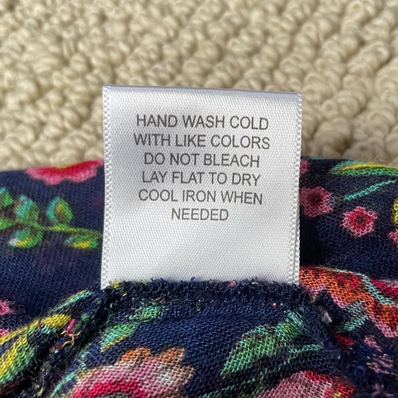 ModCloth Floral Top - Picture 9 of 9